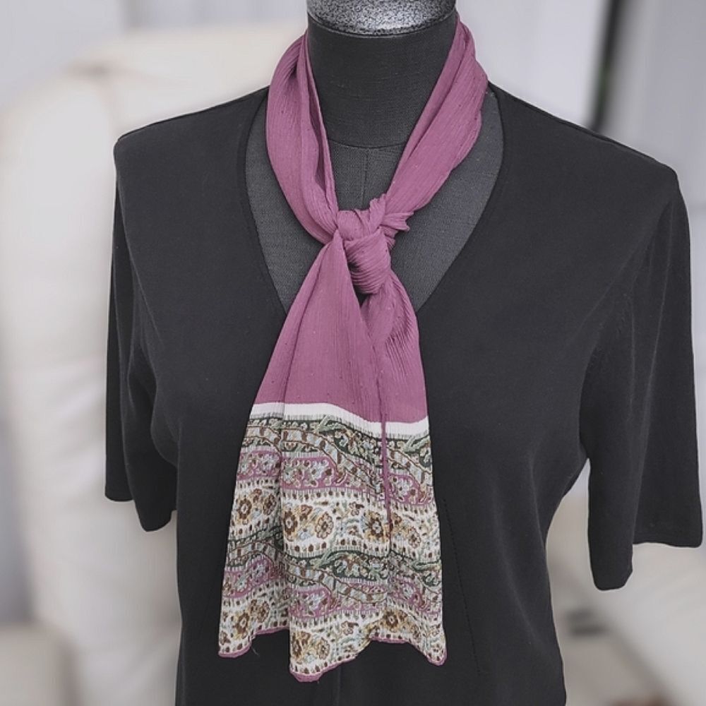 Vtg lilac sheer silk chiffon crepon patterned end slim scarf - Picture 4 of 13